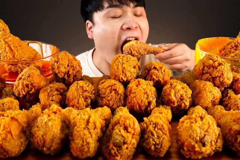 Golden Olive Chicken Drumsticks with Ice-Cold Beer!! Korean Chicken & Beer Mukbang